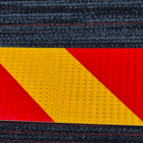 Marker 600mm x 150mm Alloy Class 1 Right (Rounded Corners) - Image 4