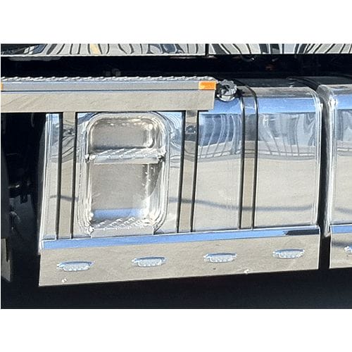 Stainless Steel Tank Skirt Square 870MM 4 LED Clear/Amber Single To Suit Kenworth/Freightliner/Iveco - Image 2