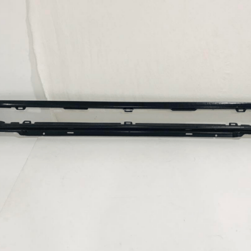 Centre Grill To Suit Scania 6 Series R Cab - Image 2