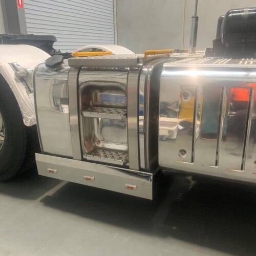 Stainless Steel End Cap Tank Skirt Square 875MM 3 LED's Amber Single To Suit Kenworth/Freightliner/Iveco/Mercedes - Image 2