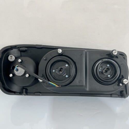 Headlight Left To Suit Mack Trident - Image 2