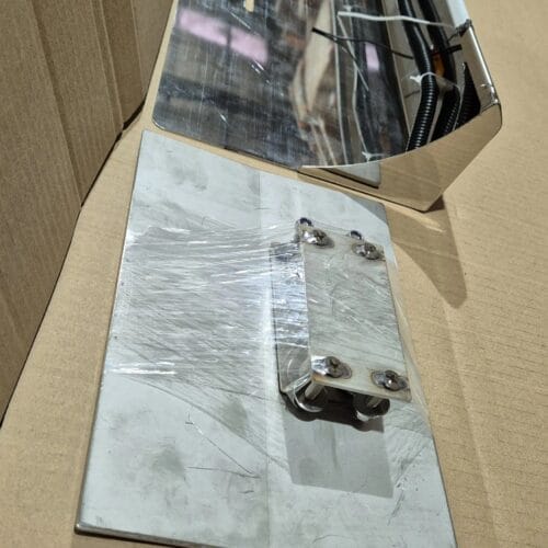 Stainless Steel Tank Skirt D Shape 1580mm 6 Amber LED Single To Suit Mack/Volvo - Image 2