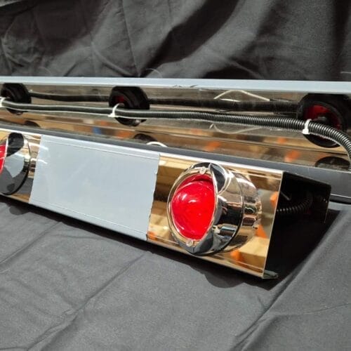 Stainless Steel Wing Extensions Red 7/14 Torpedo LED Pair To Suit Western Star 4800/4900 - Image 2