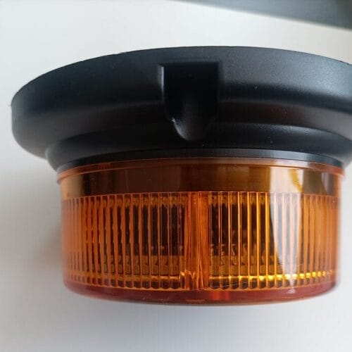 LED Multi Volt Amber Magnetic Flashing Light - Image 2