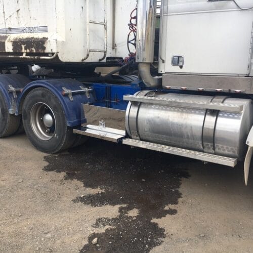 Stainless Steel Tool Box Pete Style - Image 5